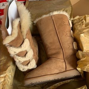 NIB UGG Bailey Knit Bow !!!!!